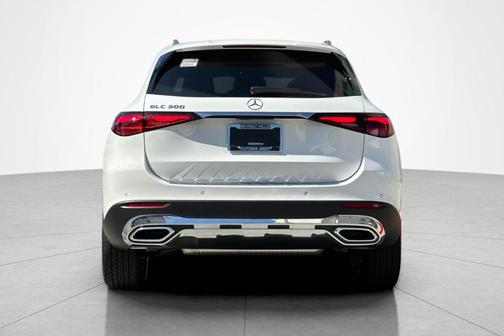 Polar White 2026 Mercedes-Benz GLC 300 Base