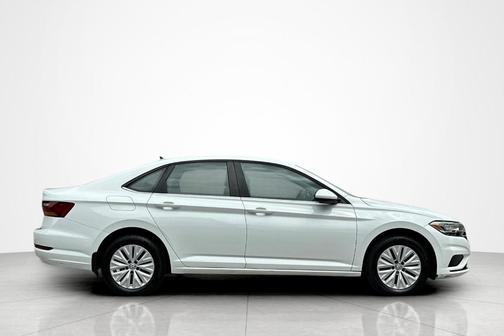 Pure White 2019 Volkswagen Jetta 1.4T S