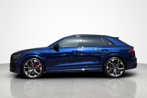 Navarra Blue Metallic 2024 Audi RS Q8 4.0T quattro