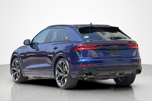 Navarra Blue Metallic 2024 Audi RS Q8 4.0T quattro