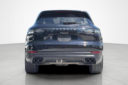 Black 2022 Porsche Cayenne Platinum Edition