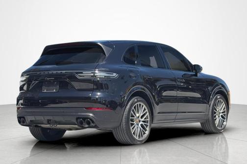 Black 2022 Porsche Cayenne Platinum Edition