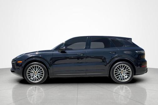 Black 2022 Porsche Cayenne Platinum Edition