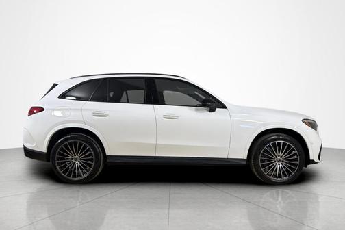 Polar White 2024 Mercedes-Benz GLC 300 Base 4MATIC