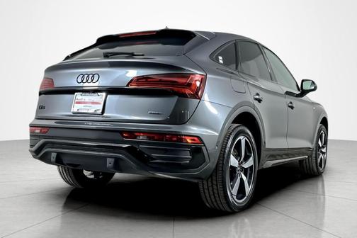 Daytona Gray Pearl Effect 2023 Audi Q5 45 S line Prestige