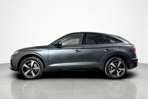Daytona Gray Pearl Effect 2023 Audi Q5 45 S line Prestige