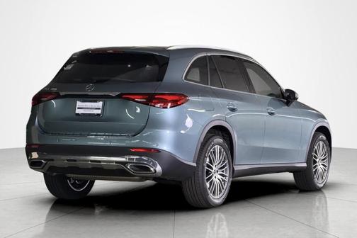 Verde 2026 Mercedes-Benz GLC 300 Base