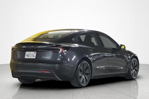 Gray 2024 Tesla Model 3 Long Range