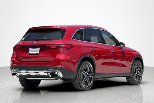 MANUFAKTUR Patagonia Red Metallic 2026 Mercedes-Benz GLC 300 Base