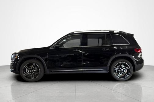 Midnight Black 2026 Mercedes-Benz GLB 250 Base