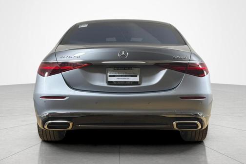 Cirrus Silver Metallic 2024 Mercedes-Benz Maybach S 580 4MATIC
