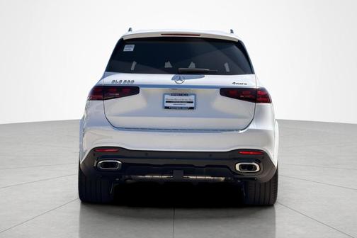 MANUFAKTUR Moonlight White Metallic 2025 Mercedes-Benz GLS 580 Base 4MATIC