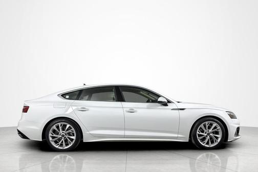 2022 Audi A5 40 Premium