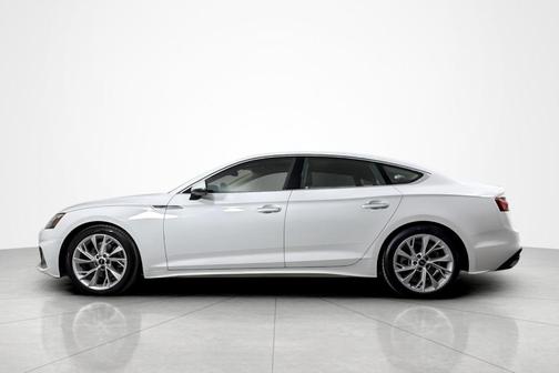 2022 Audi A5 40 Premium