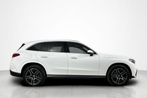 Polar White 2025 Mercedes-Benz GLC 300 Base