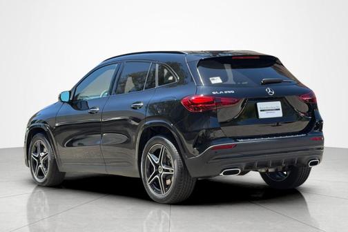 Cosmos Black Metallic 2024 Mercedes-Benz GLA 250 Base