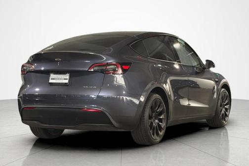 Graphite Gray Metallic 2023 Tesla Model Y Long Range