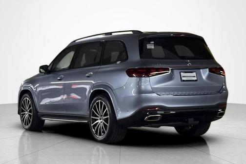 Cote d'Azur Light Blue Metallic 2026 Mercedes-Benz GLS 580 Base 4MATIC