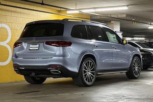 Cote d'Azur Light Blue Metallic 2026 Mercedes-Benz GLS 580 Base 4MATIC