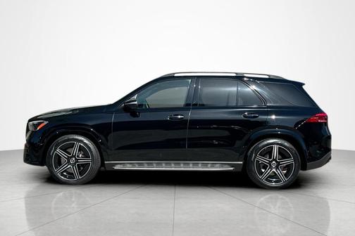 Black 2026 Mercedes-Benz GLE 450 4MATIC