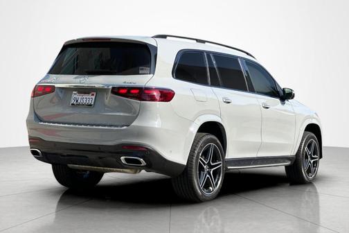 Alpine Green 2026 Mercedes-Benz GLS 450 4MATIC
