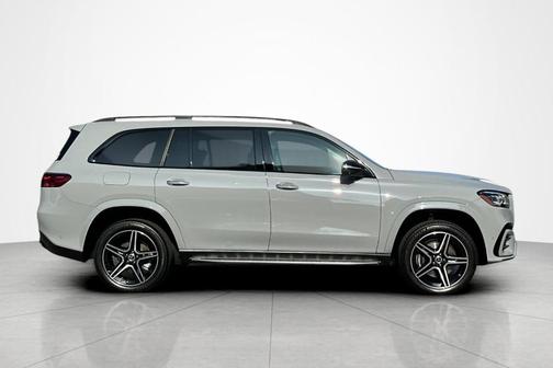 Alpine Green 2026 Mercedes-Benz GLS 450 4MATIC