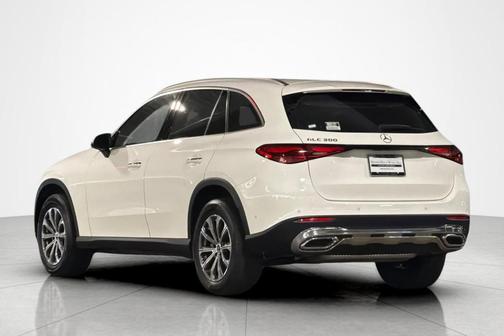 Polar White 2025 Mercedes-Benz GLC 300 Base