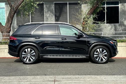 Black 2026 Mercedes-Benz GLE 350 Base