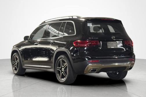 Midnight Black 2026 Mercedes-Benz GLB 250 Base