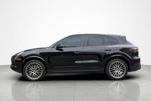 Black 2023 Porsche Cayenne Platinum Edition