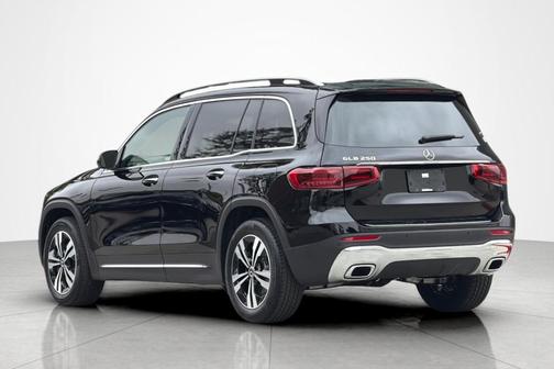 Midnight Black 2026 Mercedes-Benz GLB 250 Base