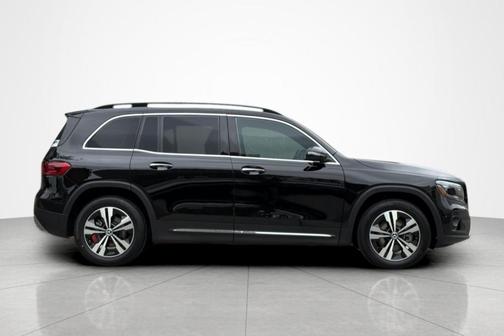 Midnight Black 2026 Mercedes-Benz GLB 250 Base