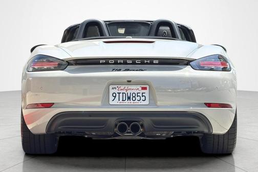 Chalk 2025 Porsche 718 Boxster