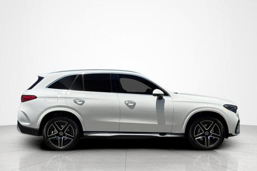 Polar White 2024 Mercedes-Benz GLC 300 Base 4MATIC