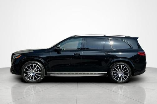 Obsidian Black Metallic 2024 Mercedes-Benz GLS 580 Base 4MATIC