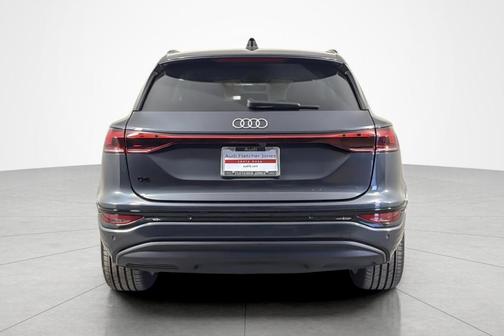 Manhattan Gray Metallic 2025 Audi Q6 e-tron Premium RWD