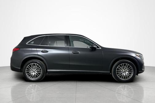 MANUFAKTUR EXCLUSIVE 2025 Mercedes-Benz GLC 300 Base 4MATIC