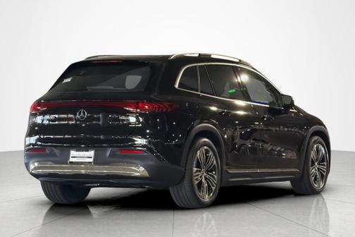 Black 2026 Mercedes-Benz EQS 400 Base 4MATIC
