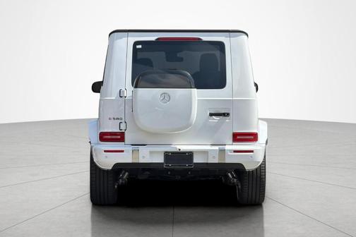 MANUFAKTUR Moonlight White Metallic 2026 Mercedes-Benz G-Class Base