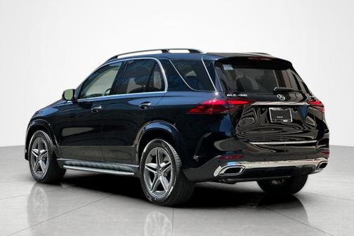 Black 2026 Mercedes-Benz GLE 450 4MATIC