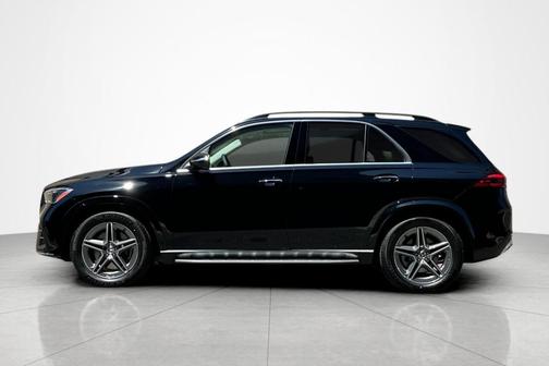 Black 2026 Mercedes-Benz GLE 450 4MATIC