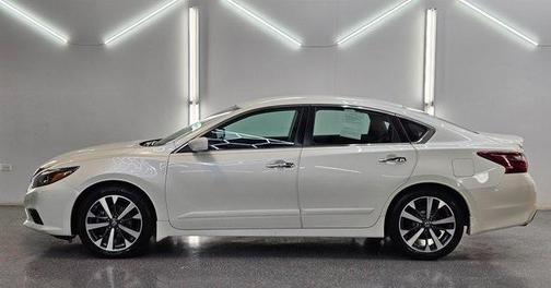 2017 Nissan Altima 2.5 SR