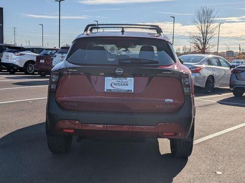 2026 Nissan Kicks SR