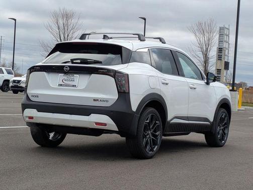 2026 Nissan Kicks SR