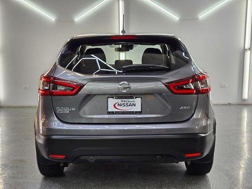2022 Nissan Rogue Sport S
