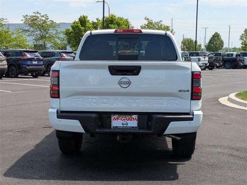 2025 Nissan Frontier SV