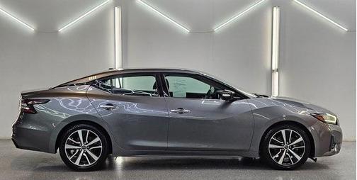 2023 Nissan Maxima SV