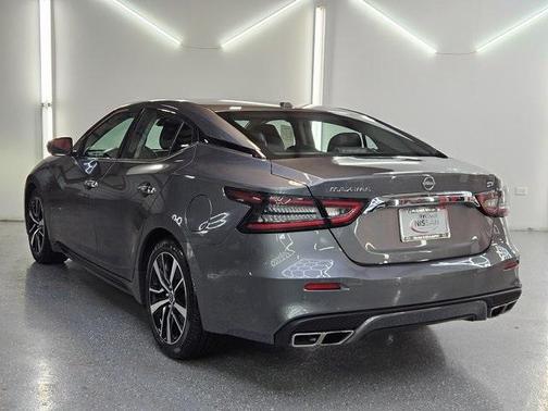 2023 Nissan Maxima SV