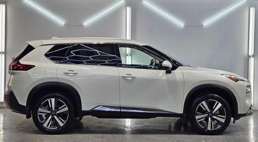 White 2023 Nissan Rogue Platinum