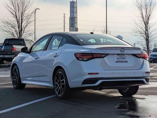 2025 Nissan Sentra SR